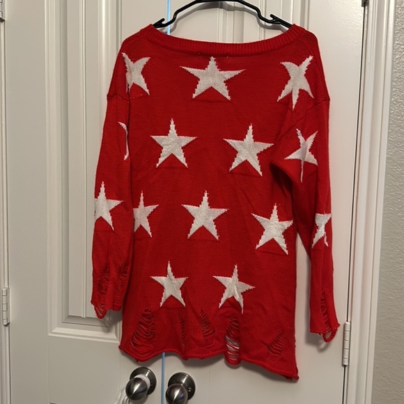 New with Tags Wildfox Couture Seeing Stars Lennon Sweater in Red - small - Picture 2 of 4